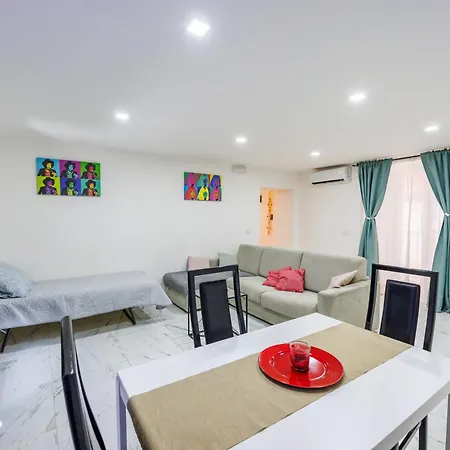 Museum House Apartamento *